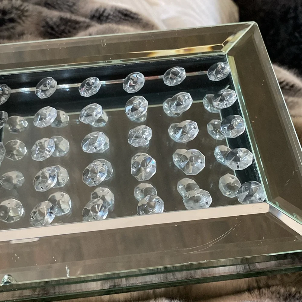 GORGEOUS mirrored and crystal cigar/jewelry box